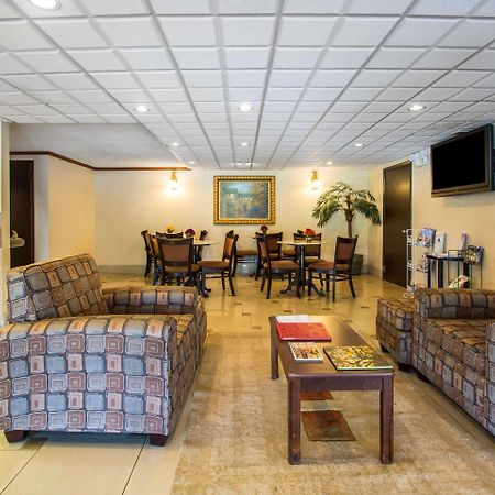 Econo Lodge Jacksonville Esterno foto